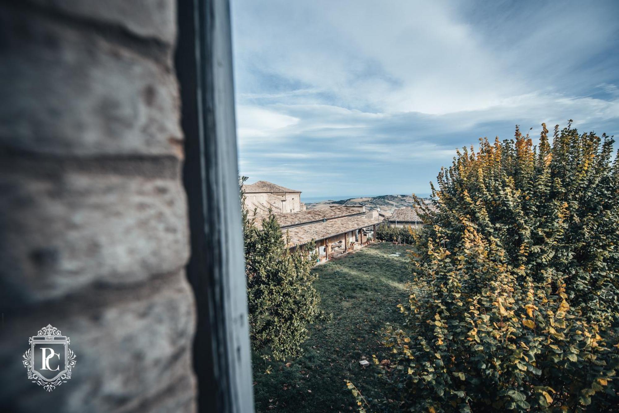 Palazzo Capparucci - Dimora Storica Fermo